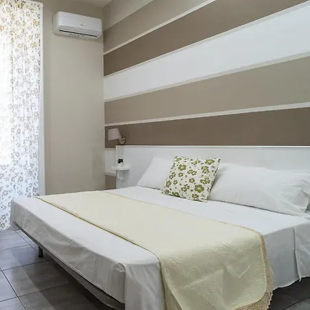 I 4 Diamanti Di Napoli Bed & Breakfast Exterior photo